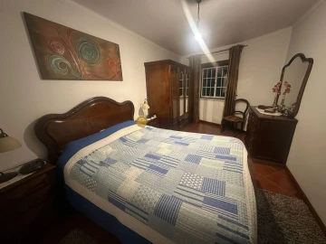 Moradia T2 para Venda em Santo Antonio dos Olivais