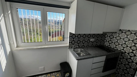 Apartamento T6 para Venda em Sé Nova, Santa Cruz, Almedina e São Bartolomeu