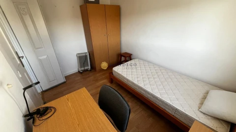 Apartamento T6 para Venda em Sé Nova, Santa Cruz, Almedina e São Bartolomeu