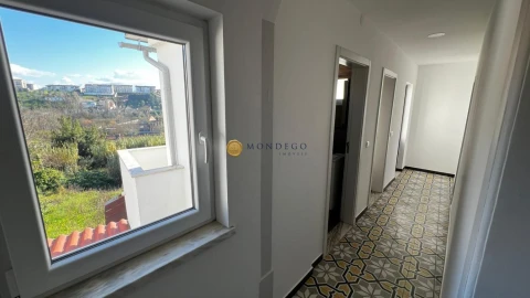 Apartamento T6 para Venda em Sé Nova, Santa Cruz, Almedina e São Bartolomeu