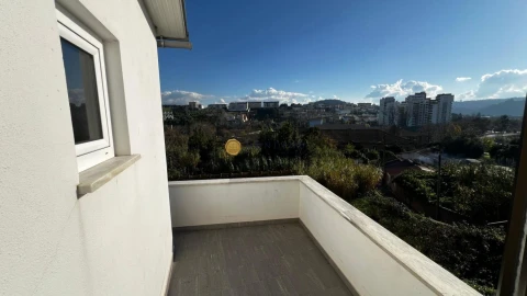 Apartamento T6 para Venda em Sé Nova, Santa Cruz, Almedina e São Bartolomeu