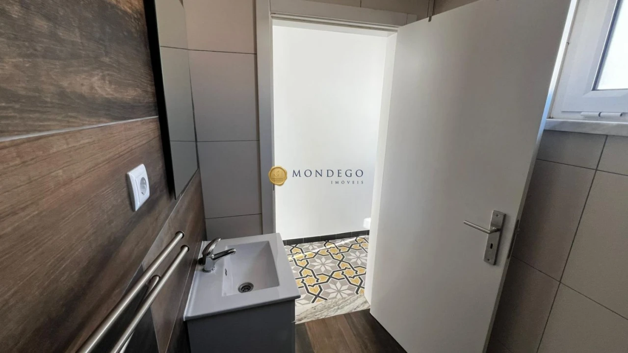 Apartamento T6 para Venda em Sé Nova, Santa Cruz, Almedina e São Bartolomeu Foto 49