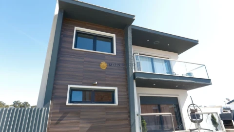 Moradia T4 para Venda em Azeitão (São Lourenço e São Simão)