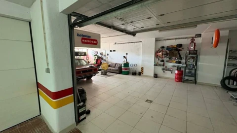 Garagem para Venda em Odivelas
