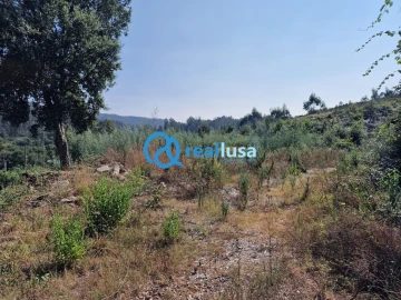 Terreno para Venda em Sandim, Olival, Lever e Crestuma