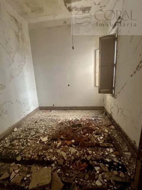 Moradia T4 para Venda em Loule (São Clemente)