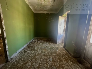 Moradia T4 para Venda em Loule (São Clemente)