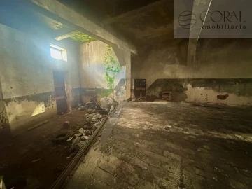 Moradia T4 para Venda em Loule (São Clemente)