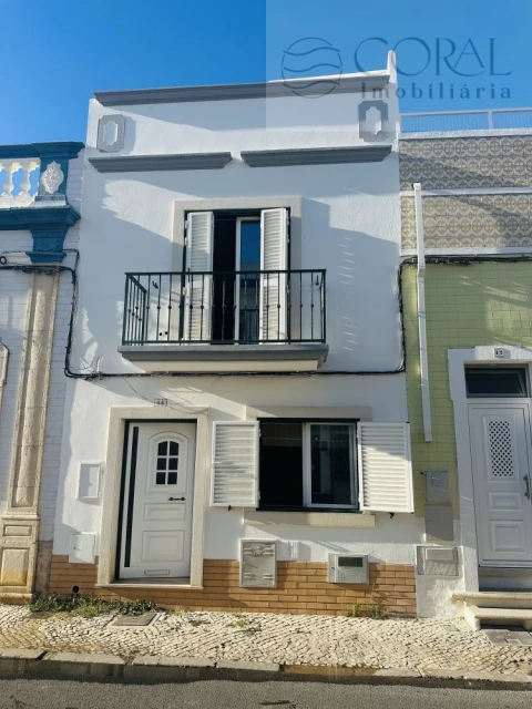 Moradia T3 para Venda em Olhão