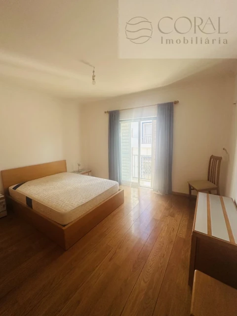 Moradia T3 para Venda em Olhão