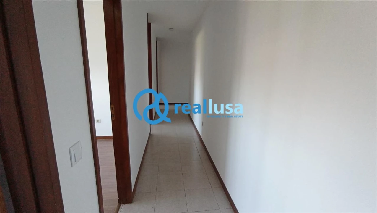 Apartamento T4 para Venda em Perafita, Lavra e Santa Cruz do Bispo Foto 6