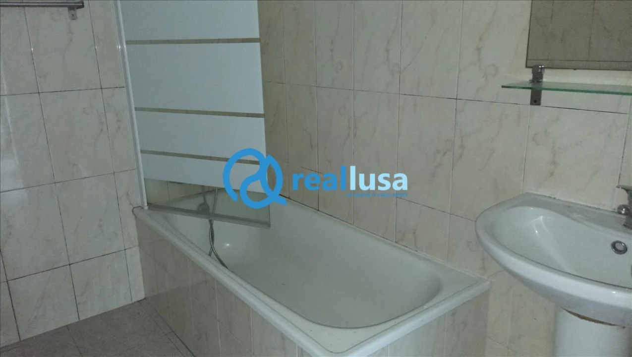 Apartamento T4 para Venda em Perafita, Lavra e Santa Cruz do Bispo Foto 8