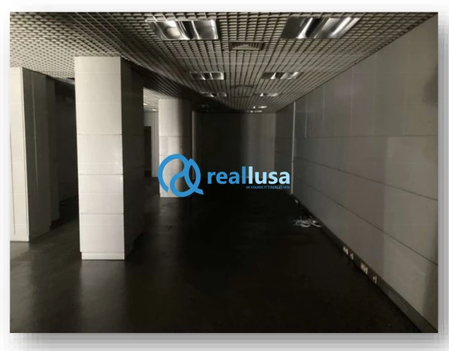 Loja para Venda em Cidade da Maia Foto 3