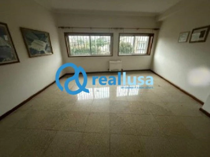 Loja para Venda em Escapães Foto 6