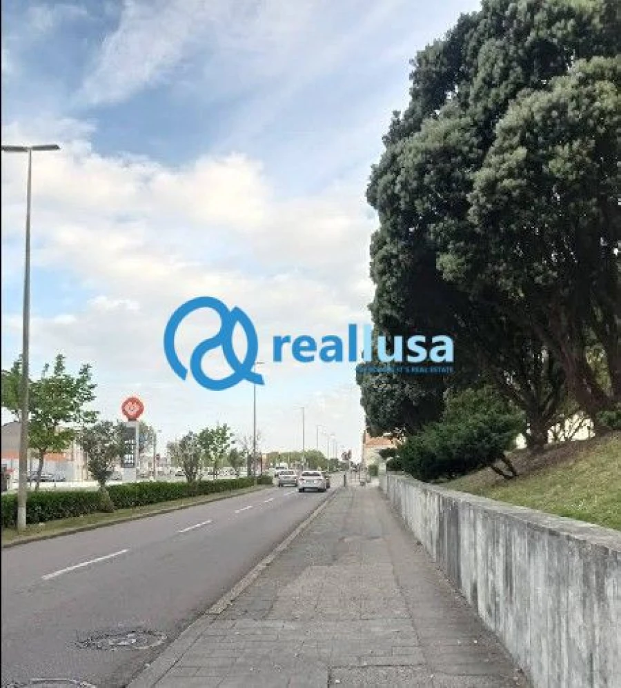 Loja para Venda em Espinho Foto 11