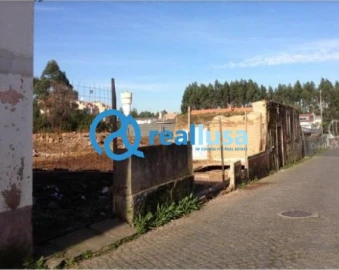 Terreno para Venda em Serzedo e Perosinho