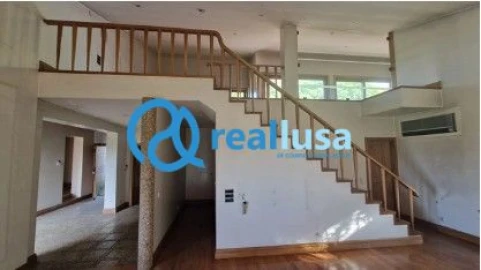 Moradia T8 para Venda em Azurem