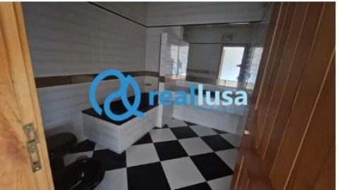 Moradia T8 para Venda em Azurem