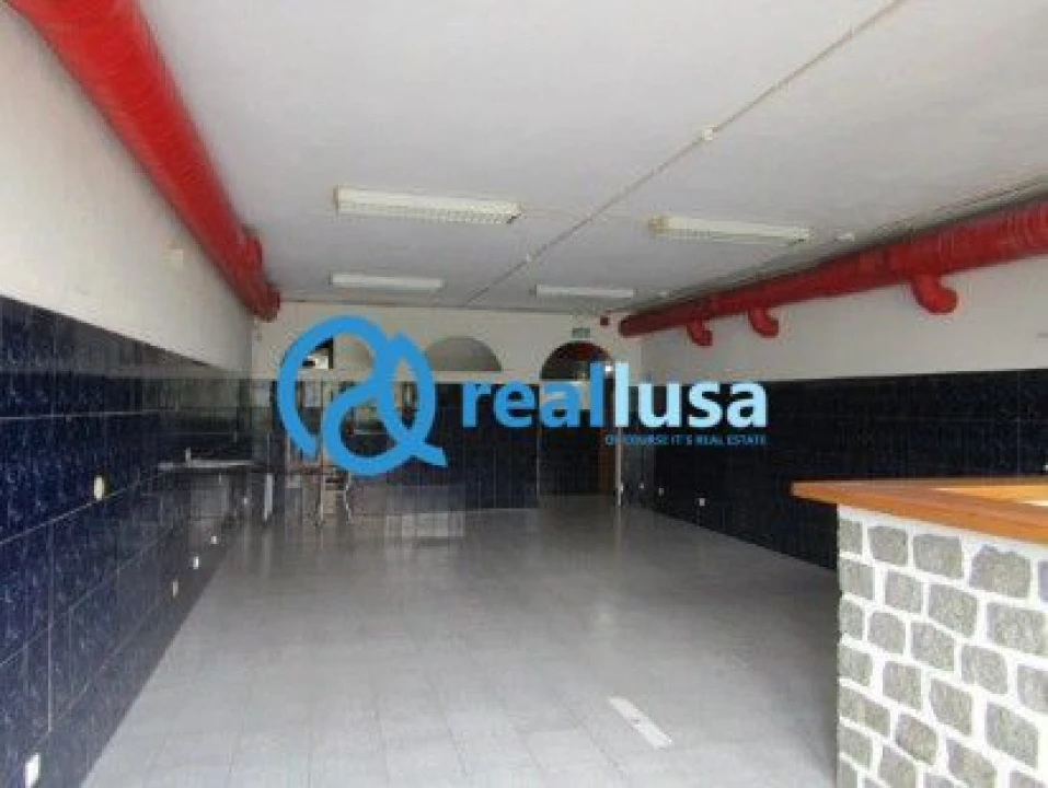 Loja para Venda em Cedofeita, Santo Ildefonso, Sé, Miragaia, São Nicolau e Vitória Foto 3