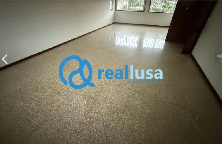 Loja para Venda em Escapães Foto 2