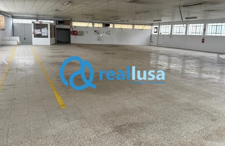 Loja para Venda em Escapães Foto 5