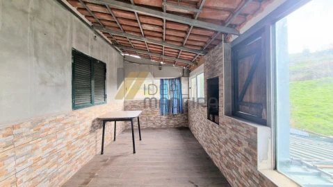 Loja para Venda em Fajã da Ovelha