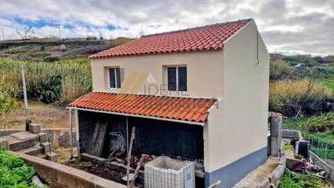 Loja para Venda em Fajã da Ovelha