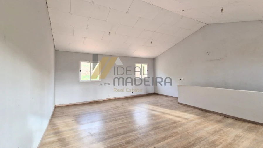 Loja para Venda em Fajã da Ovelha Foto 7