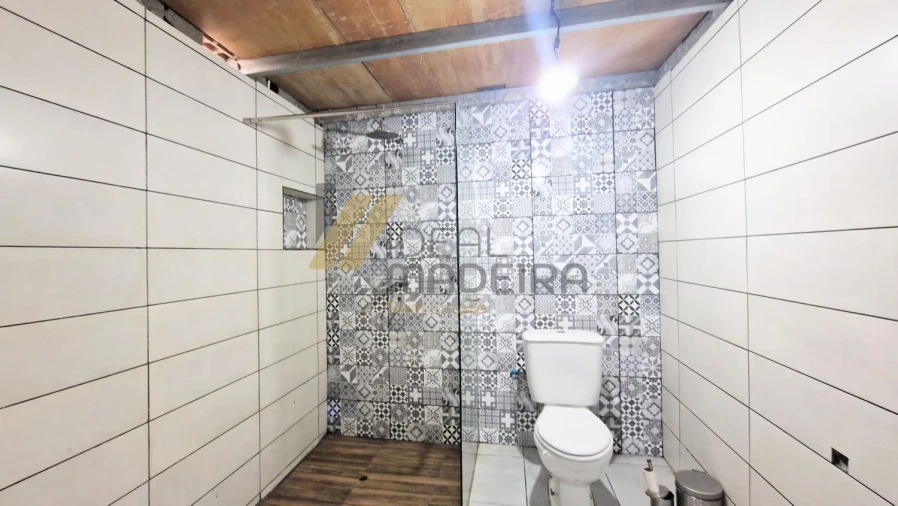 Loja para Venda em Fajã da Ovelha Foto 15