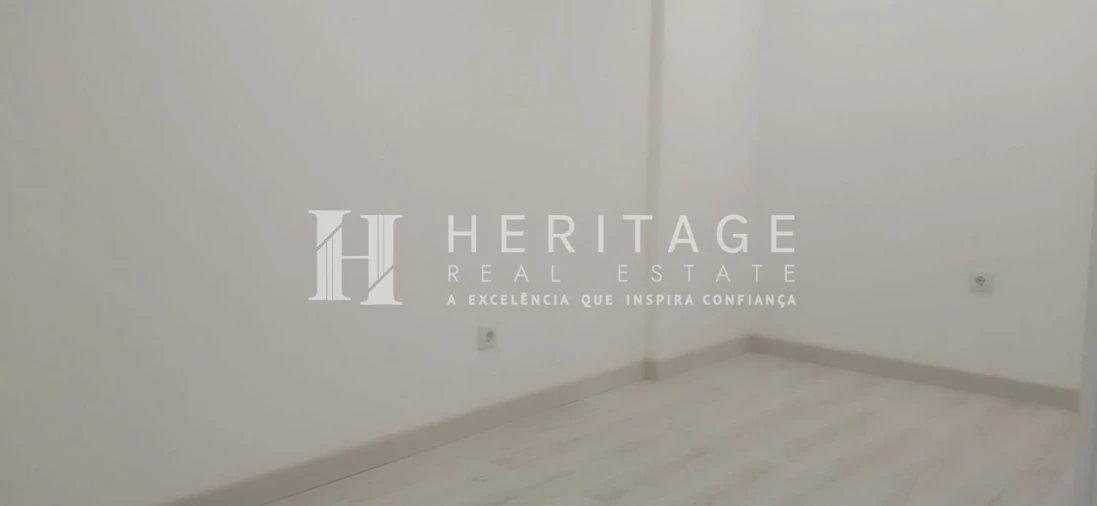 Loja para Venda em Corroios Foto 7