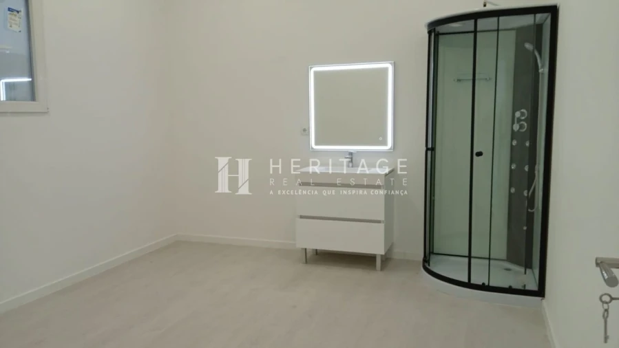 Loja para Venda em Alto do Seixalinho, Santo André e Verderena Foto 10