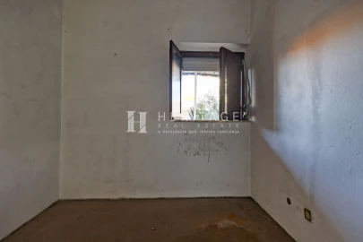 Moradia T1 para Venda em Baixa da Banheira e Vale da Amoreira