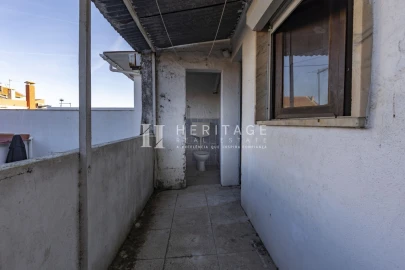 Moradia T1 para Venda em Baixa da Banheira e Vale da Amoreira