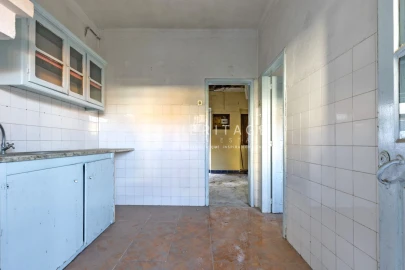 Moradia T1 para Venda em Baixa da Banheira e Vale da Amoreira