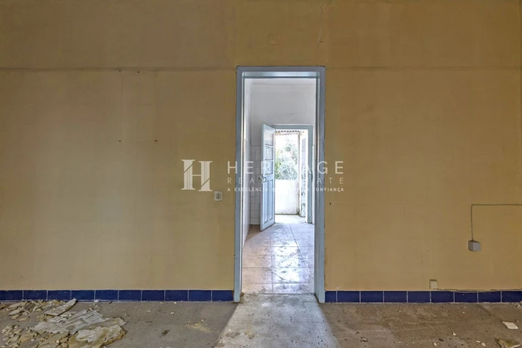 Moradia T1 para Venda em Baixa da Banheira e Vale da Amoreira Foto 5