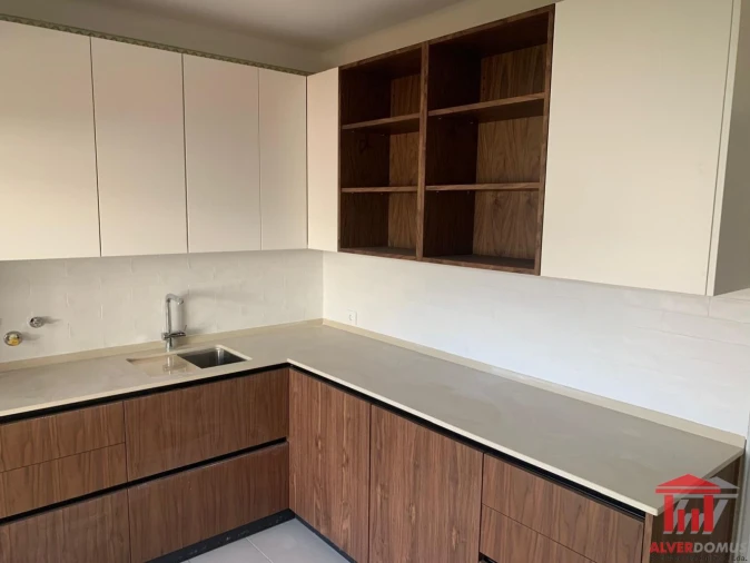 Apartamento T2 para Venda em Alcabideche Foto 2