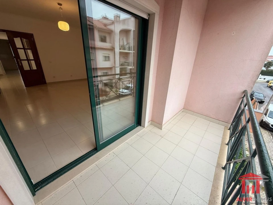 Apartamento T2 para Venda em Alcabideche Foto 17