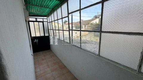 Moradia T2 para Venda em Fernao Ferro