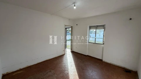 Moradia T2 para Venda em Fernao Ferro