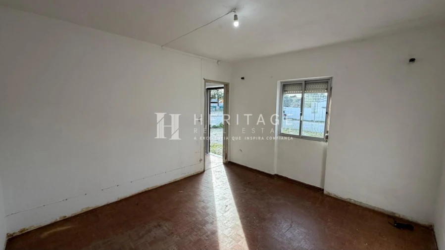 Moradia T2 para Venda em Fernao Ferro Foto 8