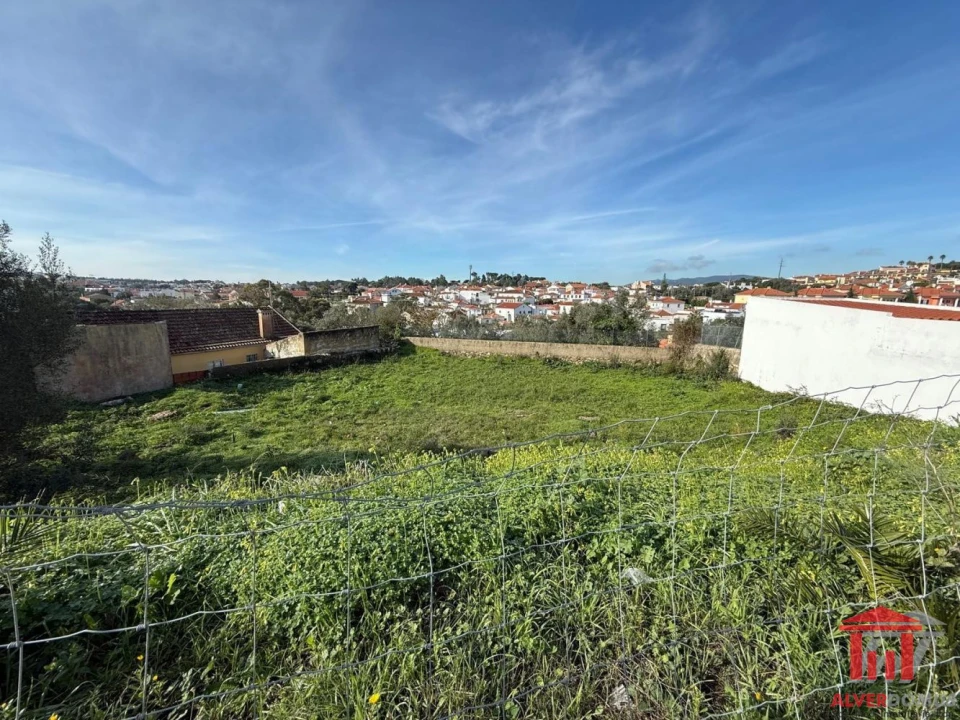 Terreno para Venda em Alcabideche Foto 2