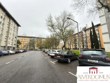 Apartamento T4 para Venda em Olivais