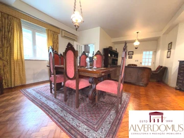 Apartamento T4 para Venda em Olivais
