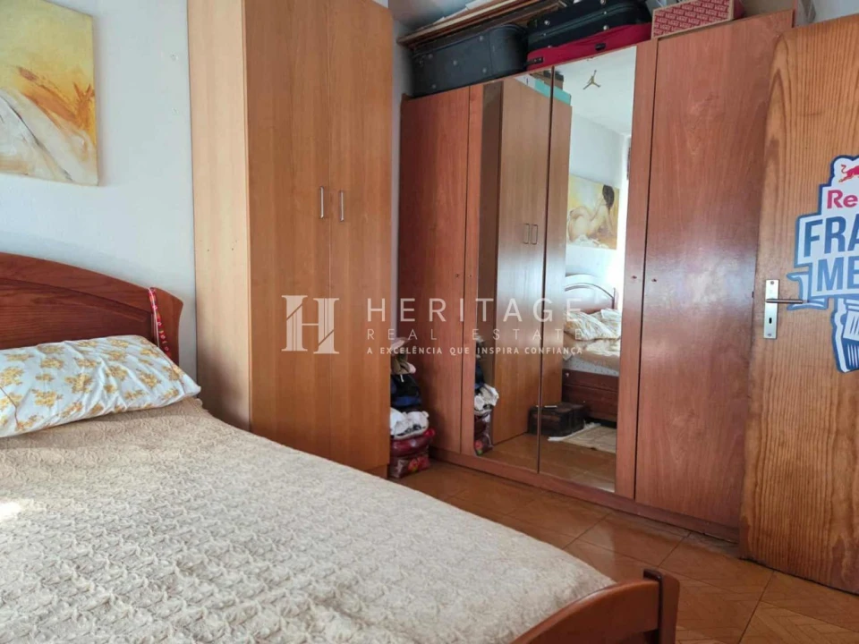 Apartamento T1 para Venda em Algueirão-Mem Martins Foto 7