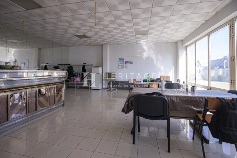 Loja para Venda em Alhos Vedros Foto 22