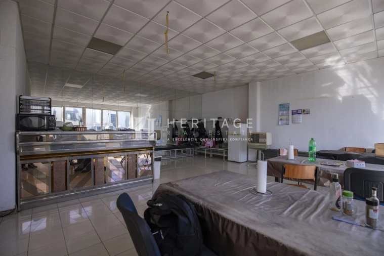 Loja para Venda em Alhos Vedros Foto 21