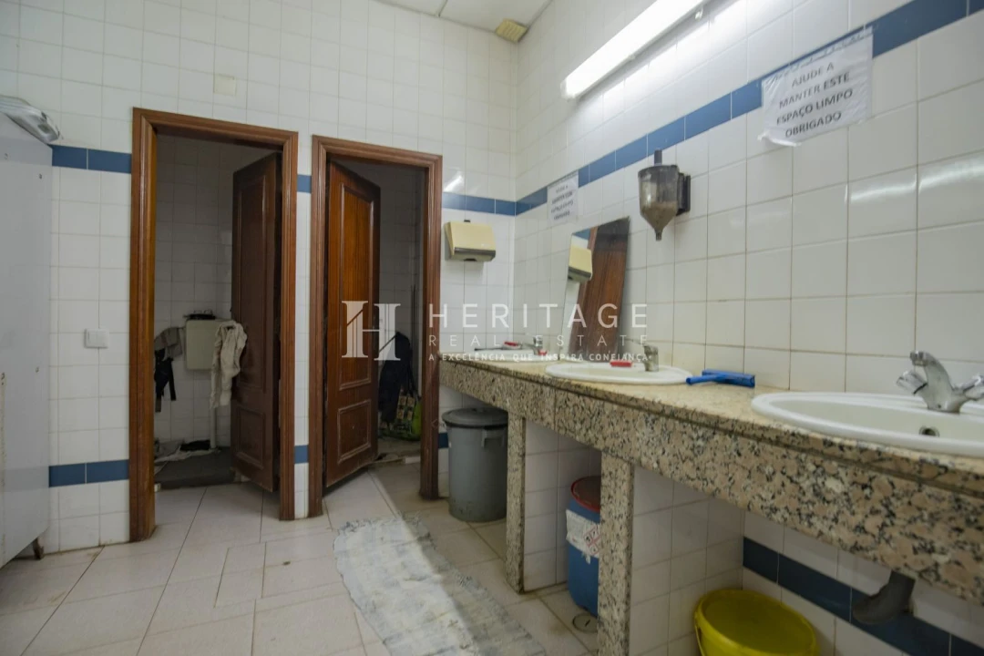 Loja para Venda em Alhos Vedros Foto 25