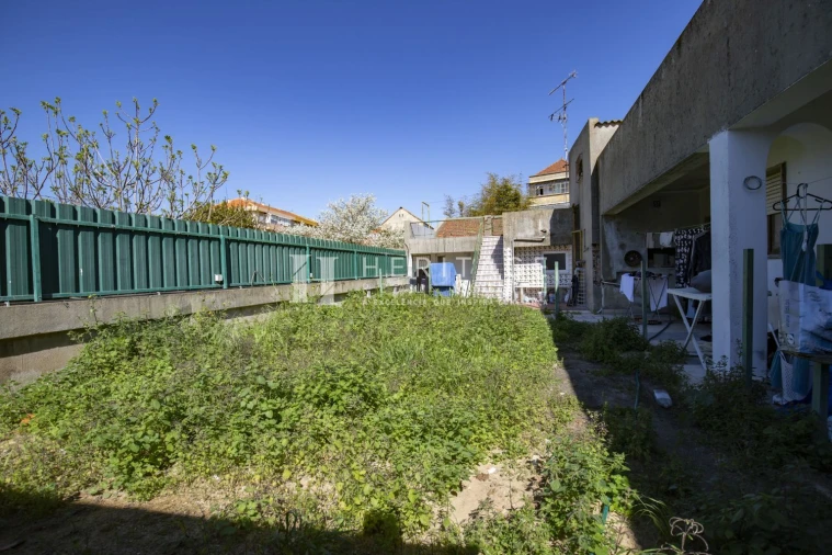 Terreno para Venda em Barreiro e Lavradio Foto 6