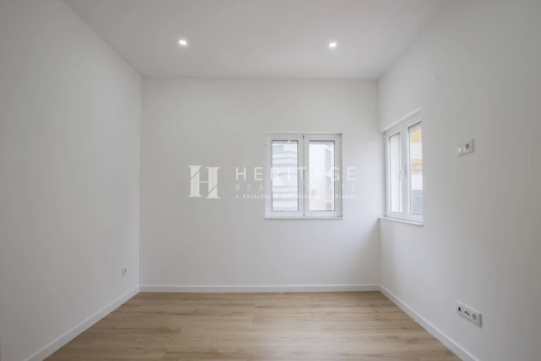 Apartamento T3 para Arrendamento em Barreiro e Lavradio Foto 15