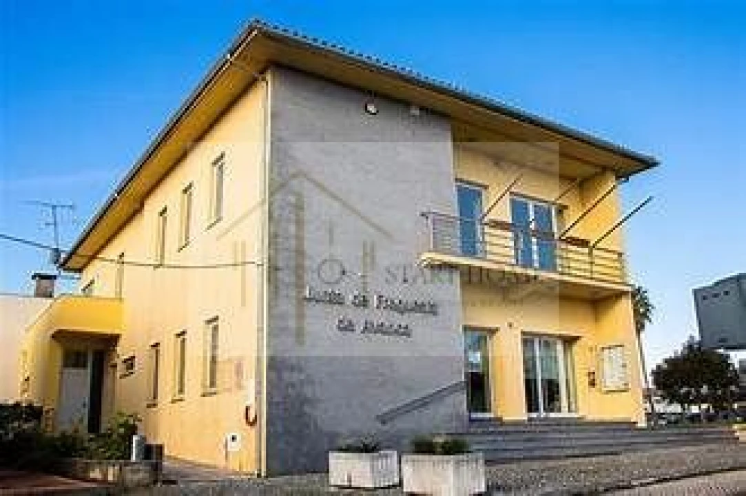 Apartamento T1 para Venda em Avanca Foto 11